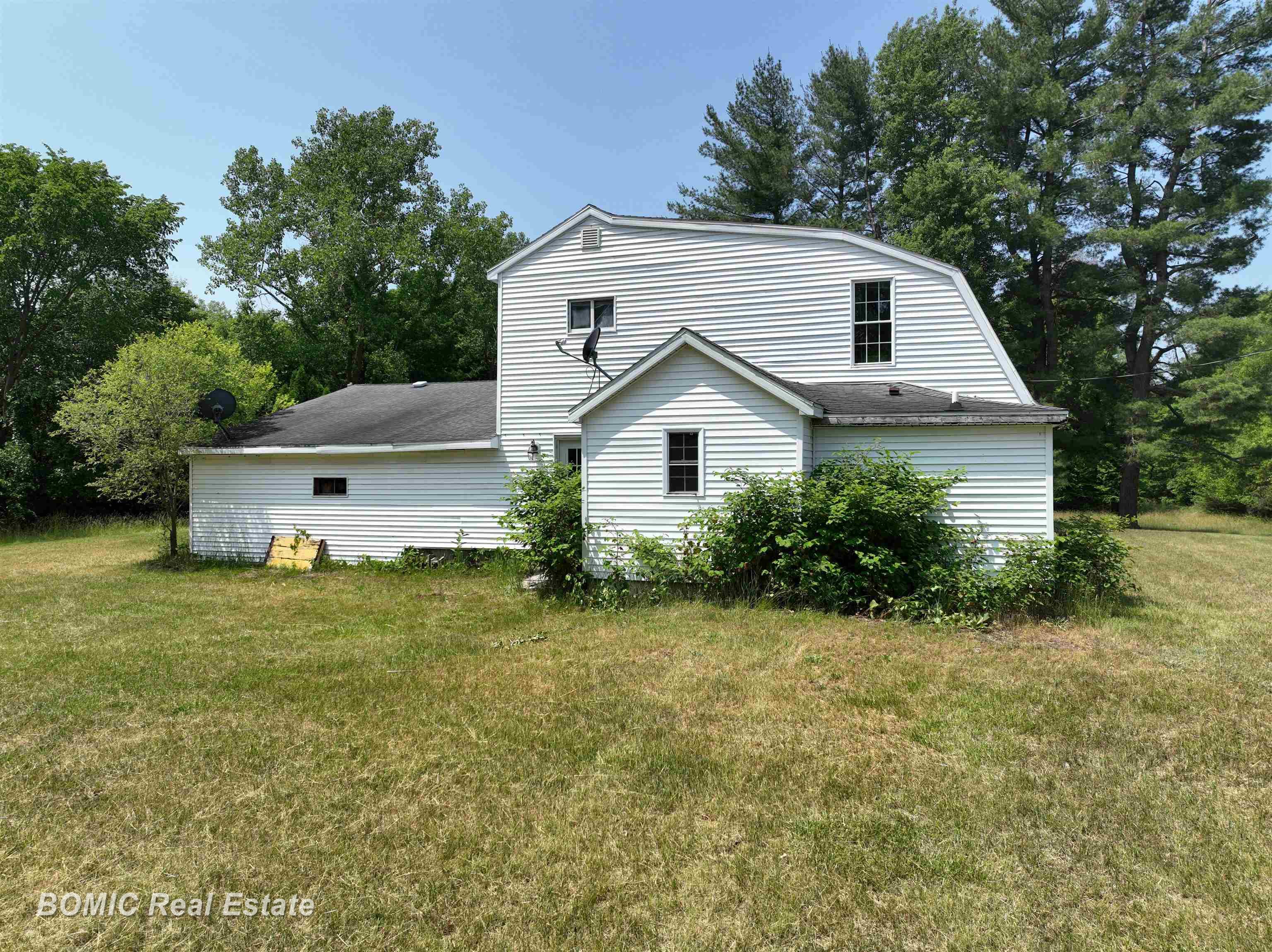 5891 Murphy Lake Road Millington, MI 48746 - Photo 2 of 35 Gallery Image 2
