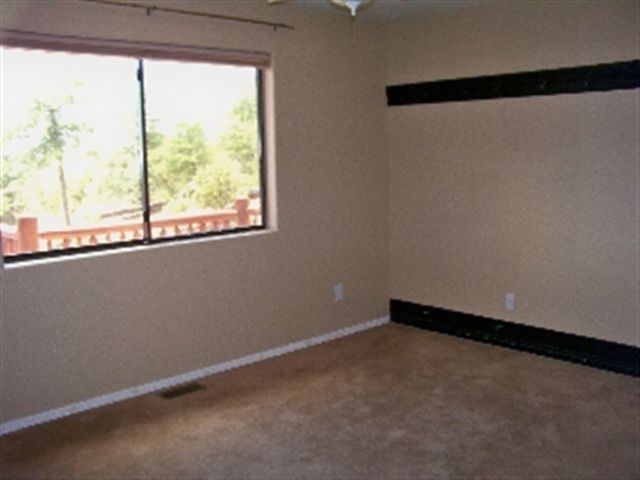 17 North Mountain View Road Payson, AZ 85541 - Photo 9 of 9 a view of an empty room and window