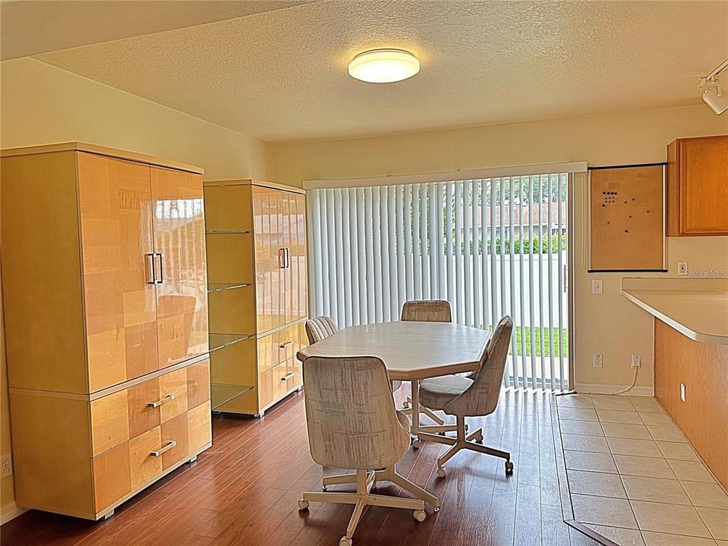 13129 Thoroughbred Loop Largo, FL 33773 - Photo 3 of 34