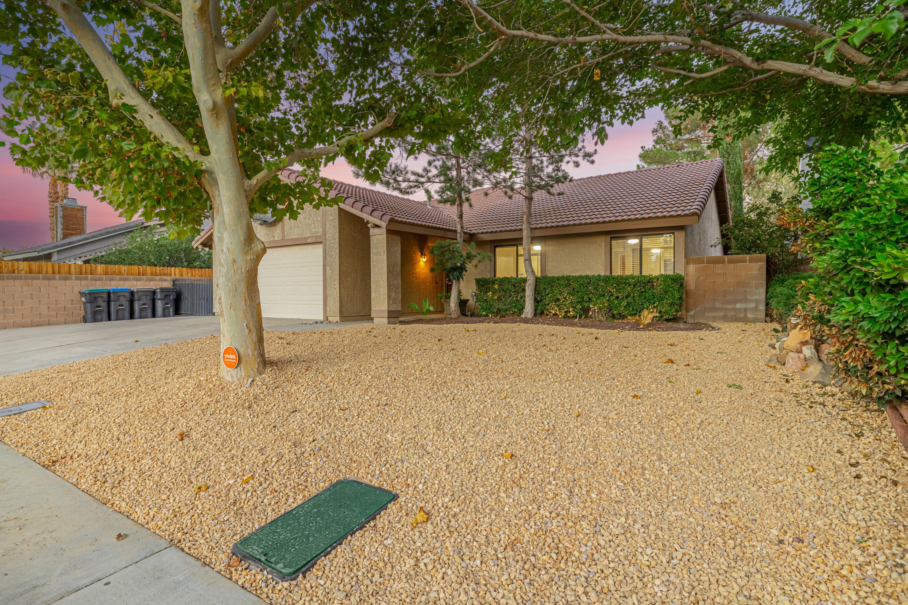 44026 Fine Street Lancaster, CA 93536 - Photo 4 of 43 JE5A9487-HDR-Edit