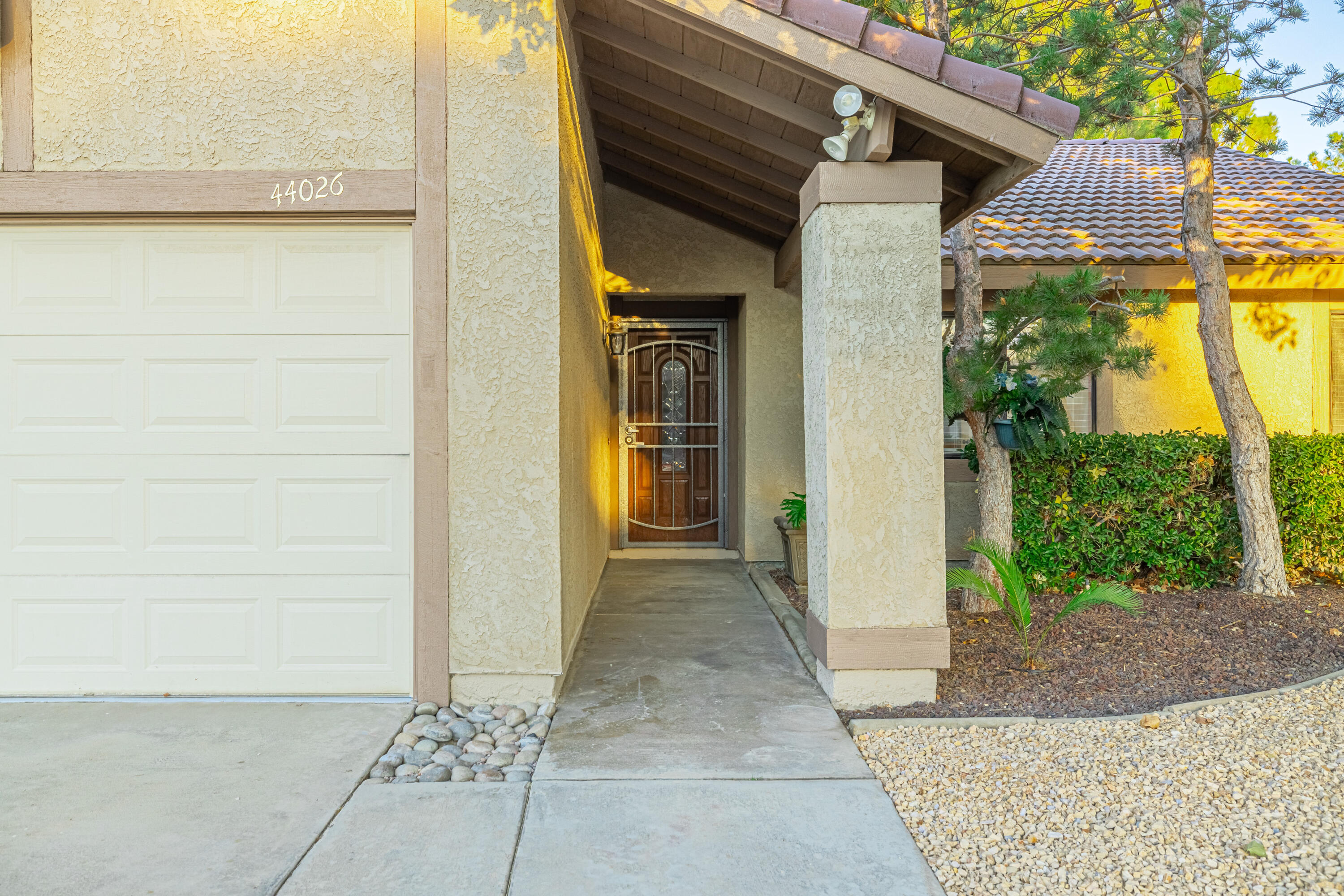 44026 Fine Street Lancaster, CA 93536 - Photo 6 of 43 JE5A9228-HDR