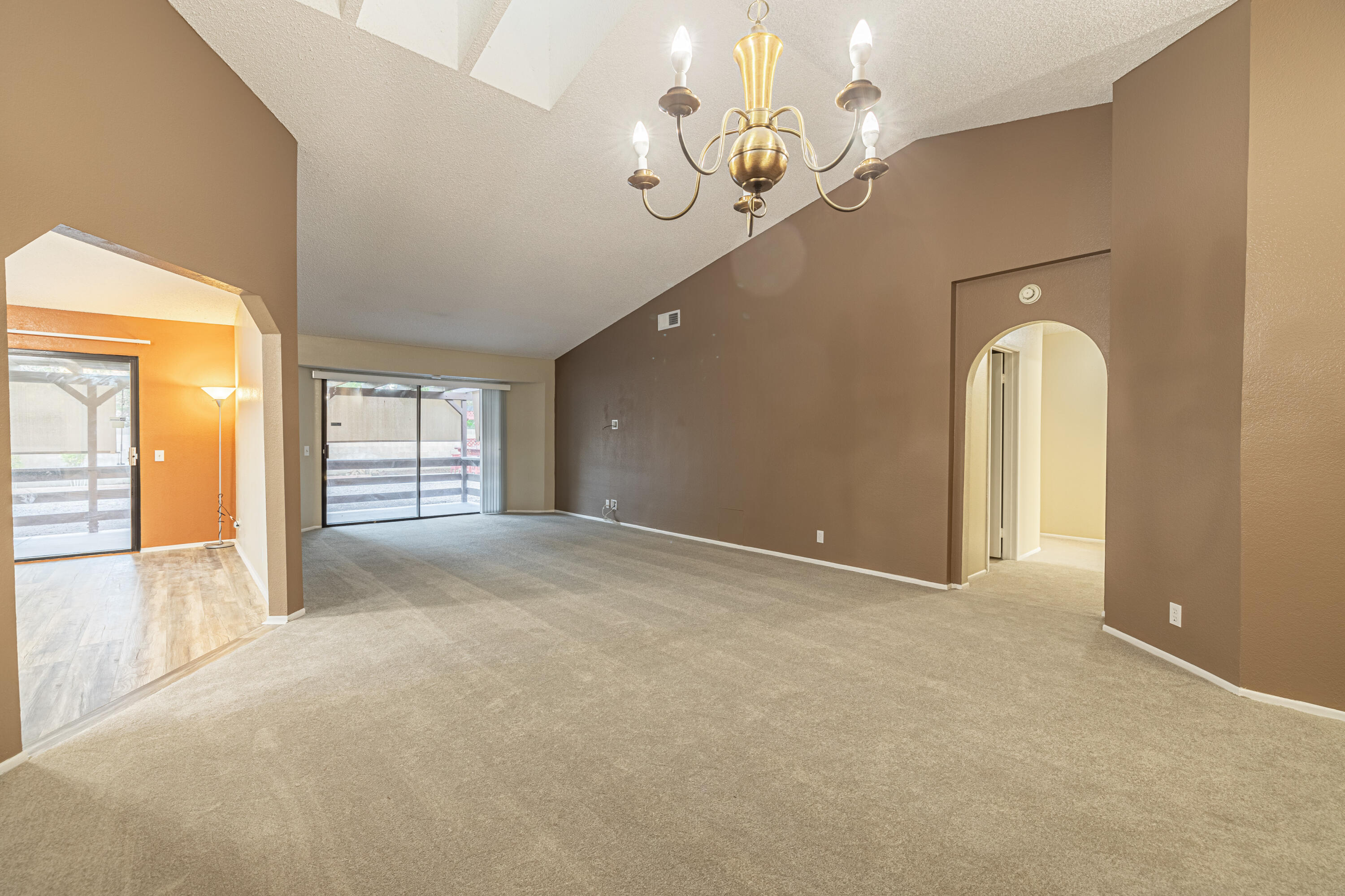 44026 Fine Street Lancaster, CA 93536 - Photo 10 of 43 JE5A9256-HDR