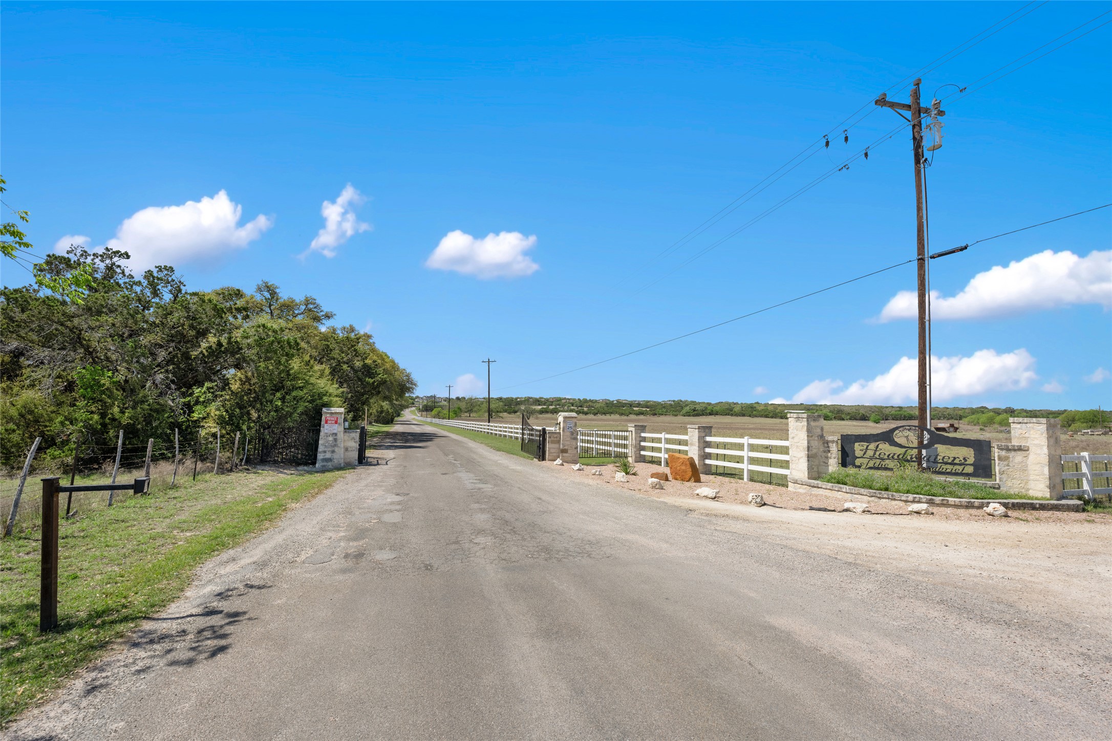 332 First Down Dash Burnet, TX 78611 - Photo 23 of 25 a view of a basket ball ground