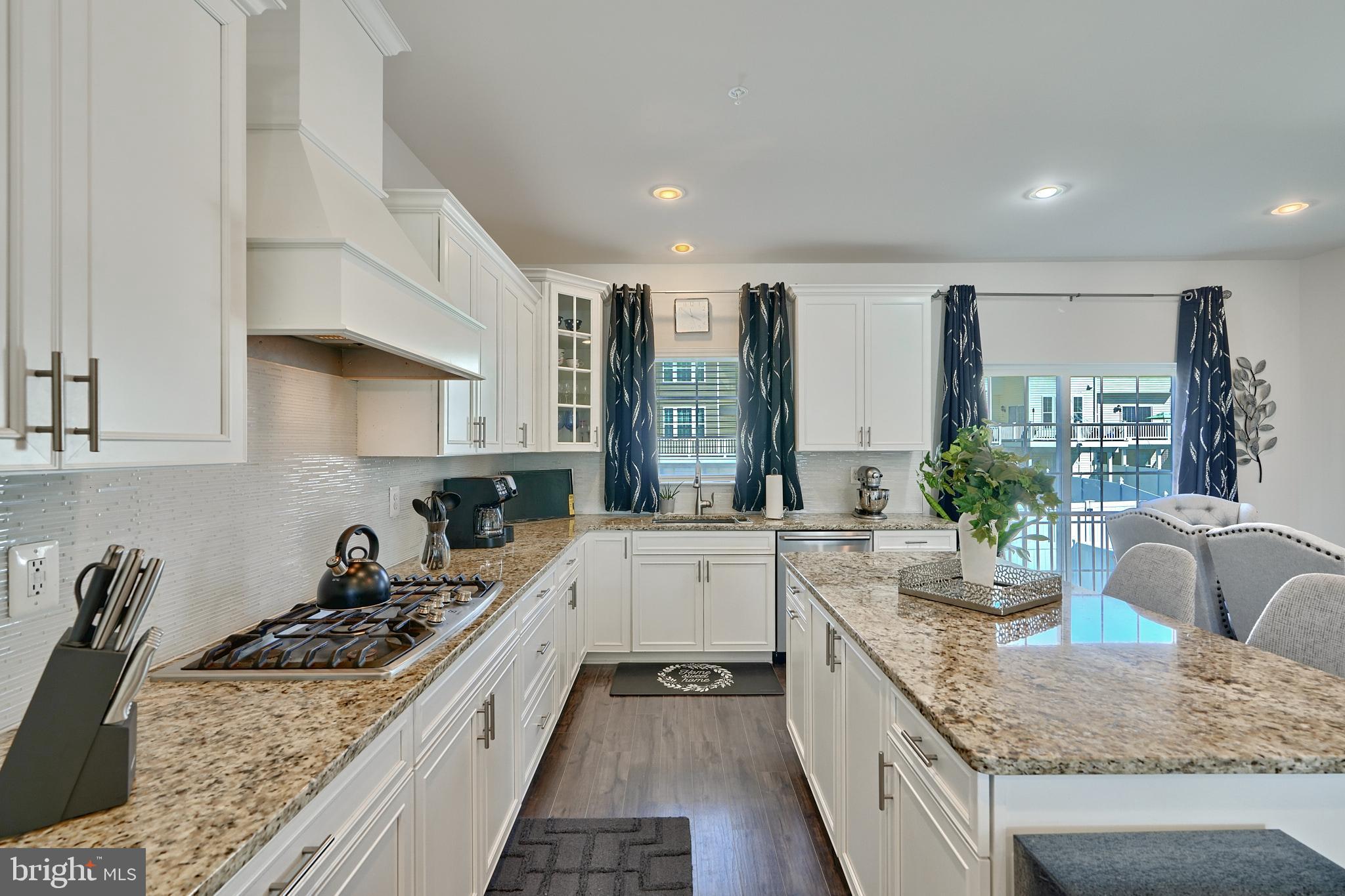 1230 Gaston Road Aberdeen, MD 21001 - Photo 16 of 61 Cooktop