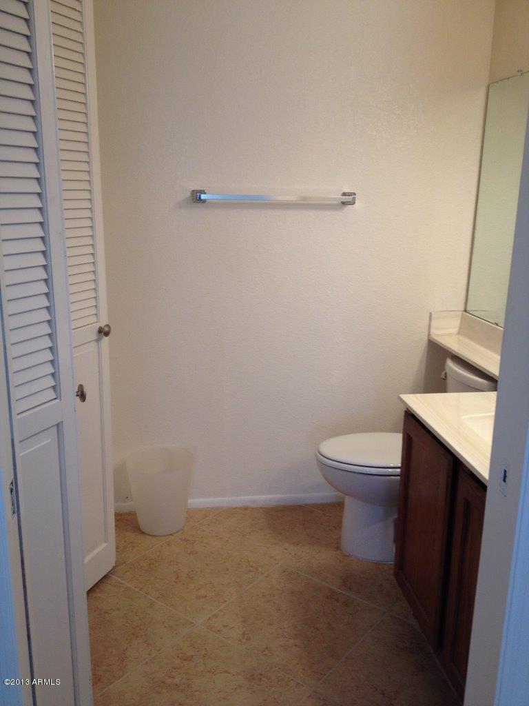 4342 East Corral Road Phoenix, AZ 85044 - Photo 7 of 15 IMG_0329