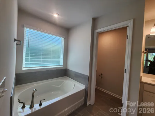 $2,500 | 12003 Gambrell Drive, Charlotte, NC 28278