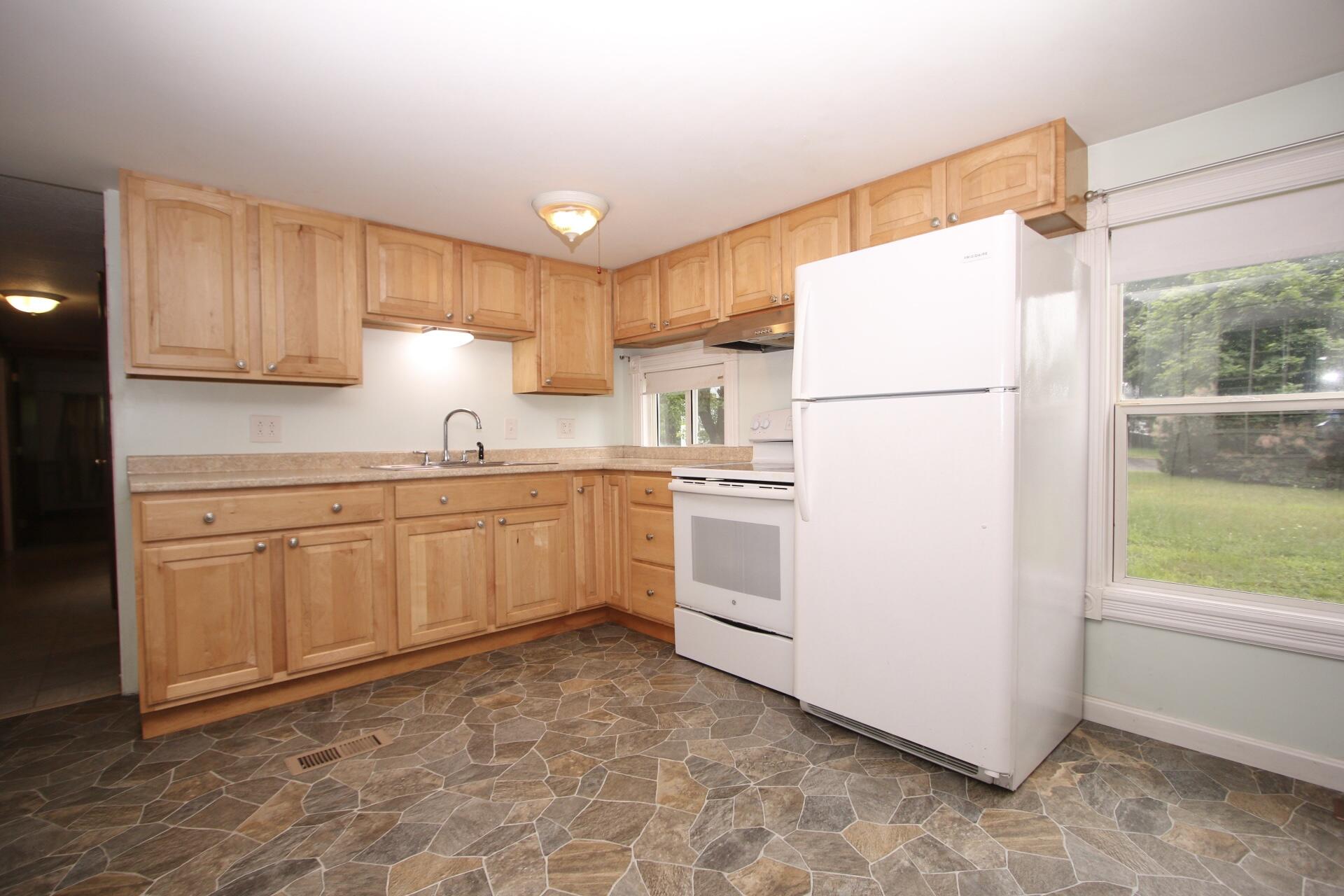 387 Kelley Road Glenburn, ME 04401 - Photo 10 of 29 IMG_8235