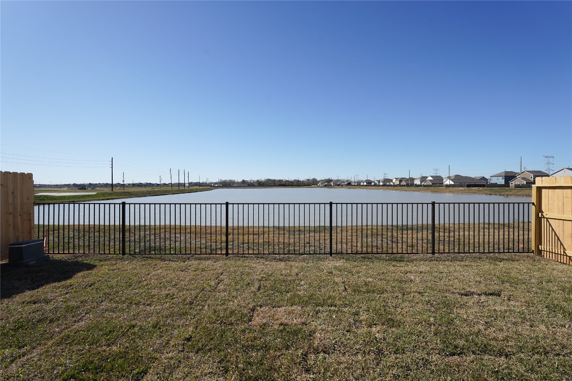 6618 Escondido Drive Rosharon, TX 77583 - Photo 26 of 31 a view of outdoor space and city view