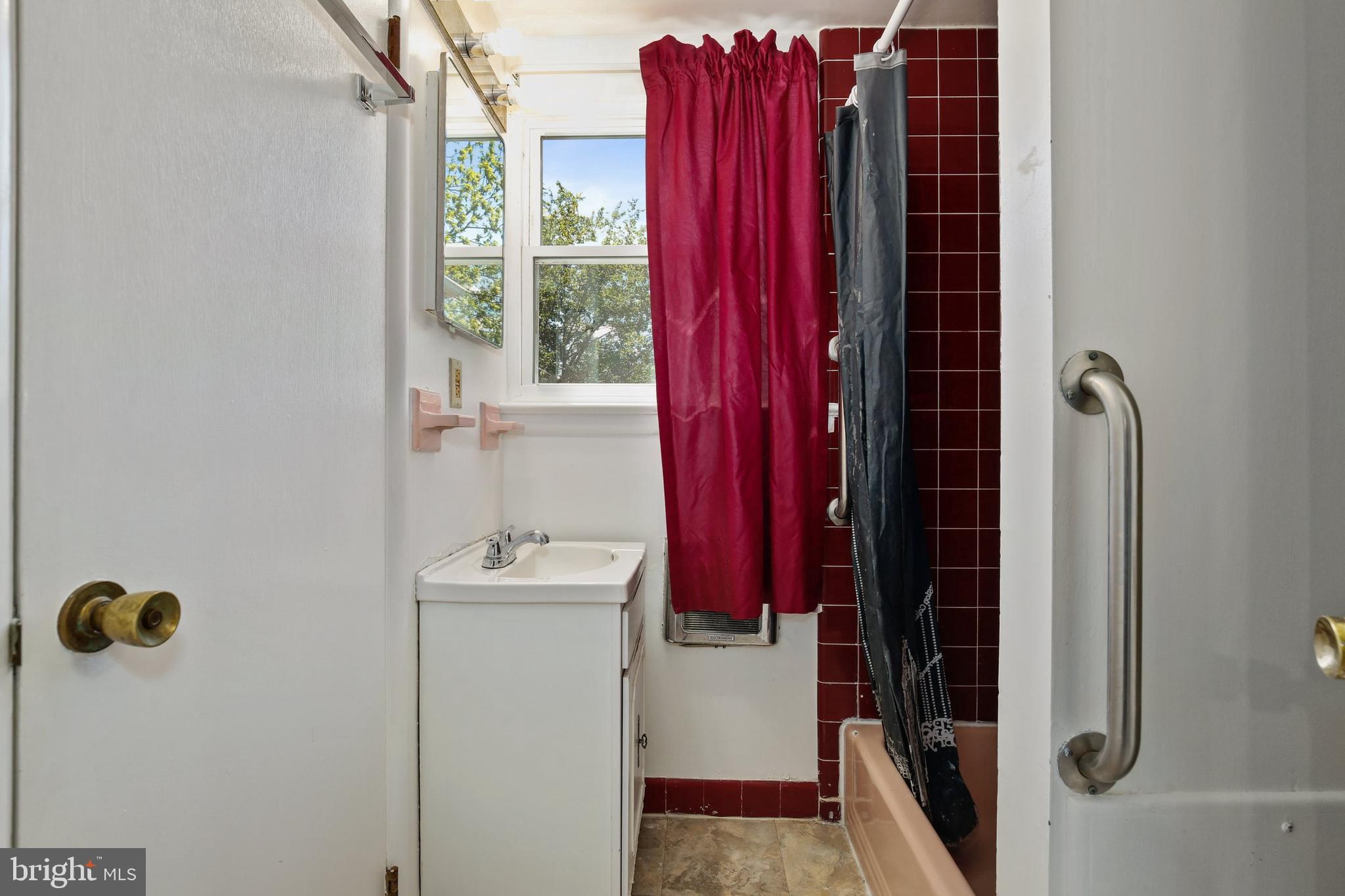 2210 Reedie Drive Silver Spring, MD 20902 - Photo 28 of 45