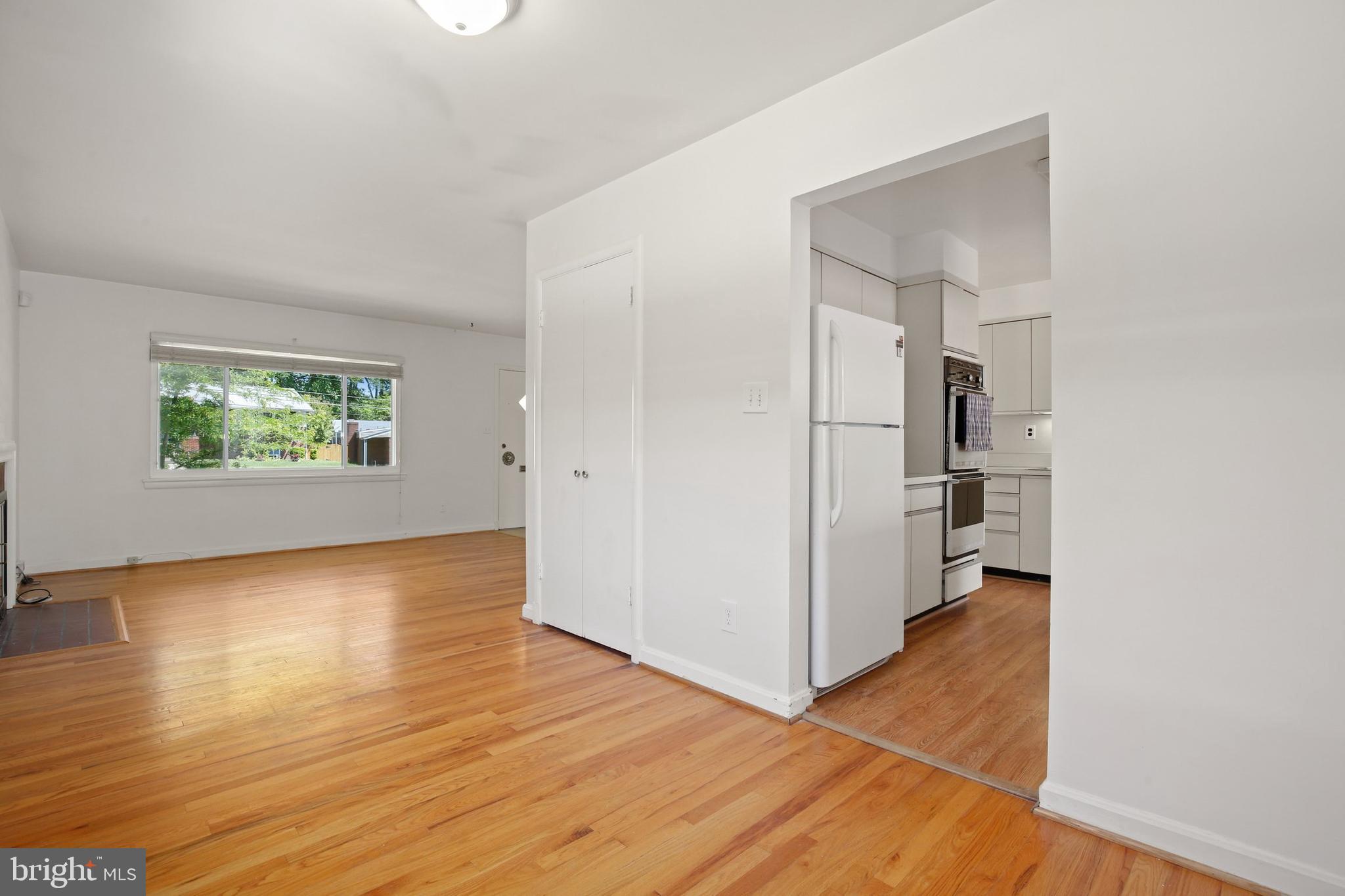 2210 Reedie Drive Silver Spring, MD 20902 - Photo 9 of 45