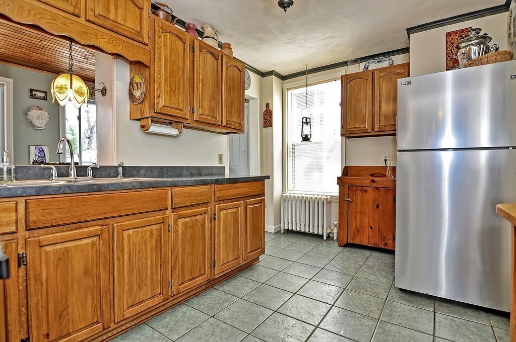 31 Glendale Road Sharon, MA 02067 - Photo 8 of 28 Gallery Image 8