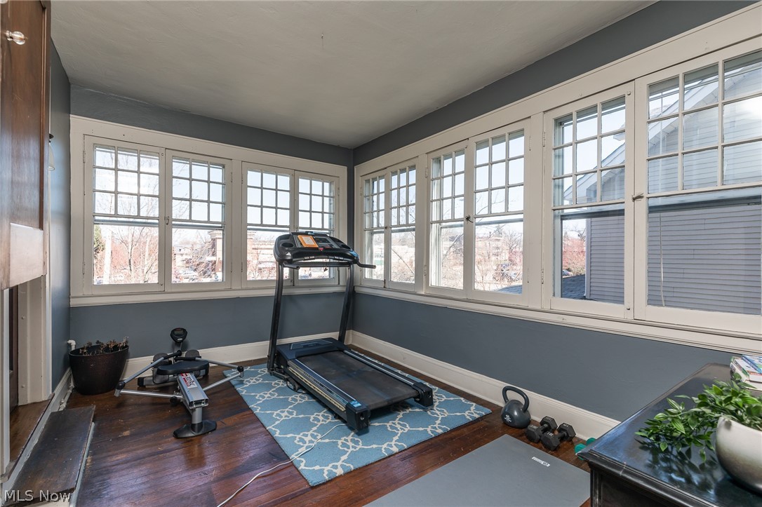 3164 East Overlook Road Cleveland, OH 44118 - Photo 16 of 29 Gallery Image 16