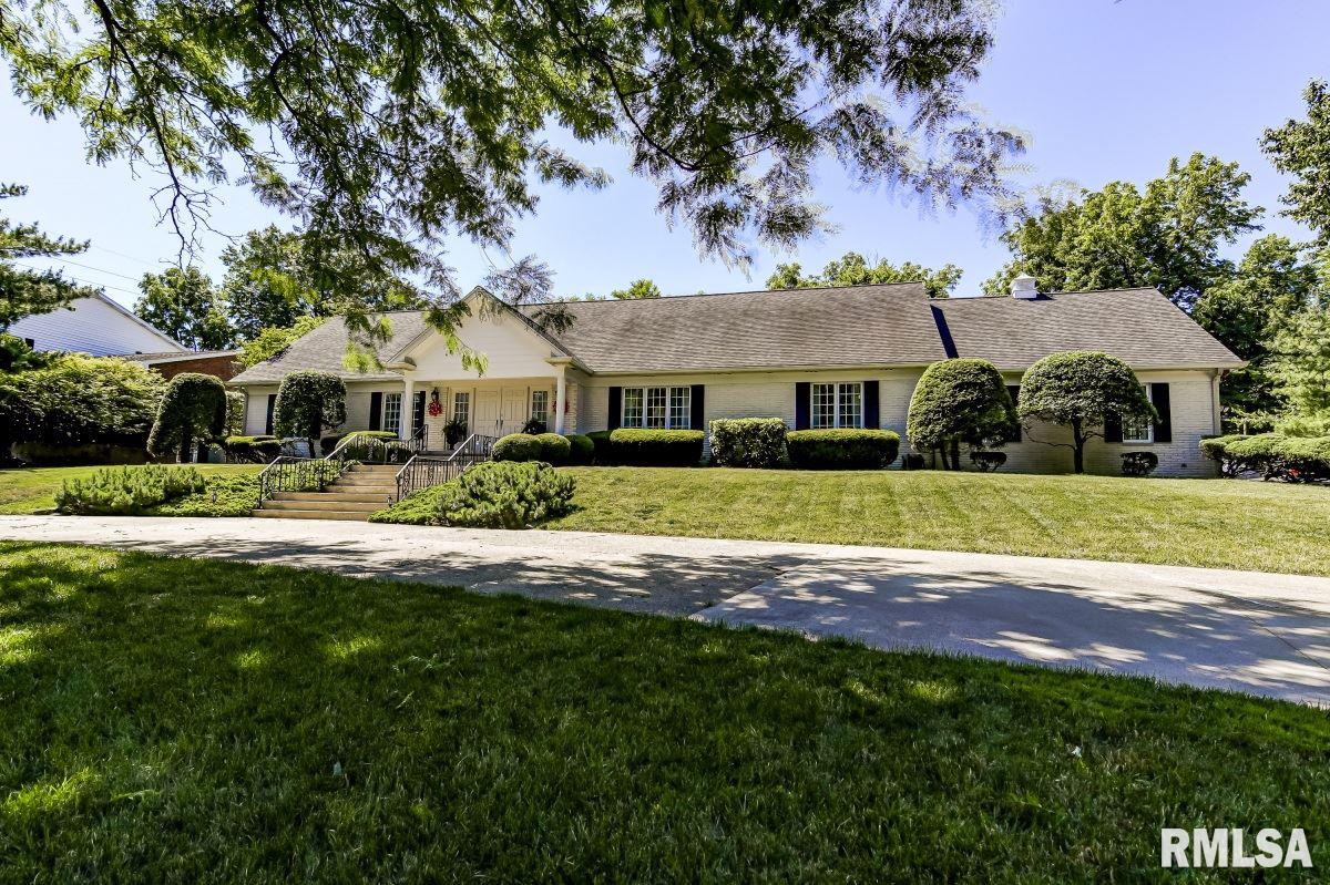 2 Fair Oaks Street Springfield, IL 62704 - Photo 1 of 33 Gallery Image 1