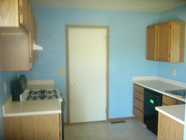 27533 Bison Ridge Elkhart, IN 46514 - Photo 2 of 9 Gallery Image 2