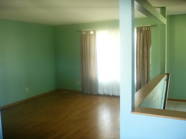 27533 Bison Ridge Elkhart, IN 46514 - Photo 3 of 9 Gallery Image 3
