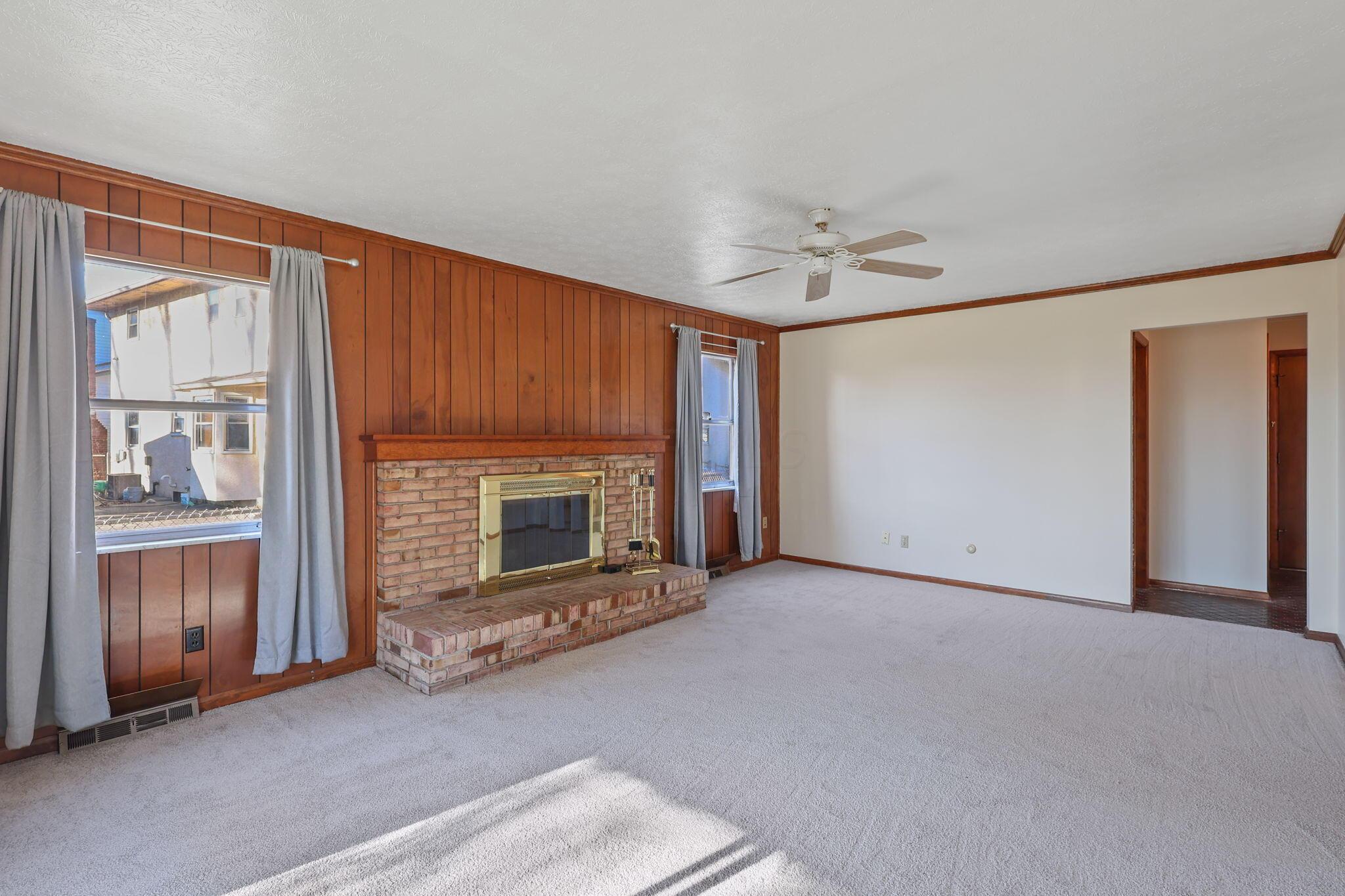 6066 Sandgate Road Columbus, OH 43229 - Photo 12 of 47 13-web-or-mls-G02A8568