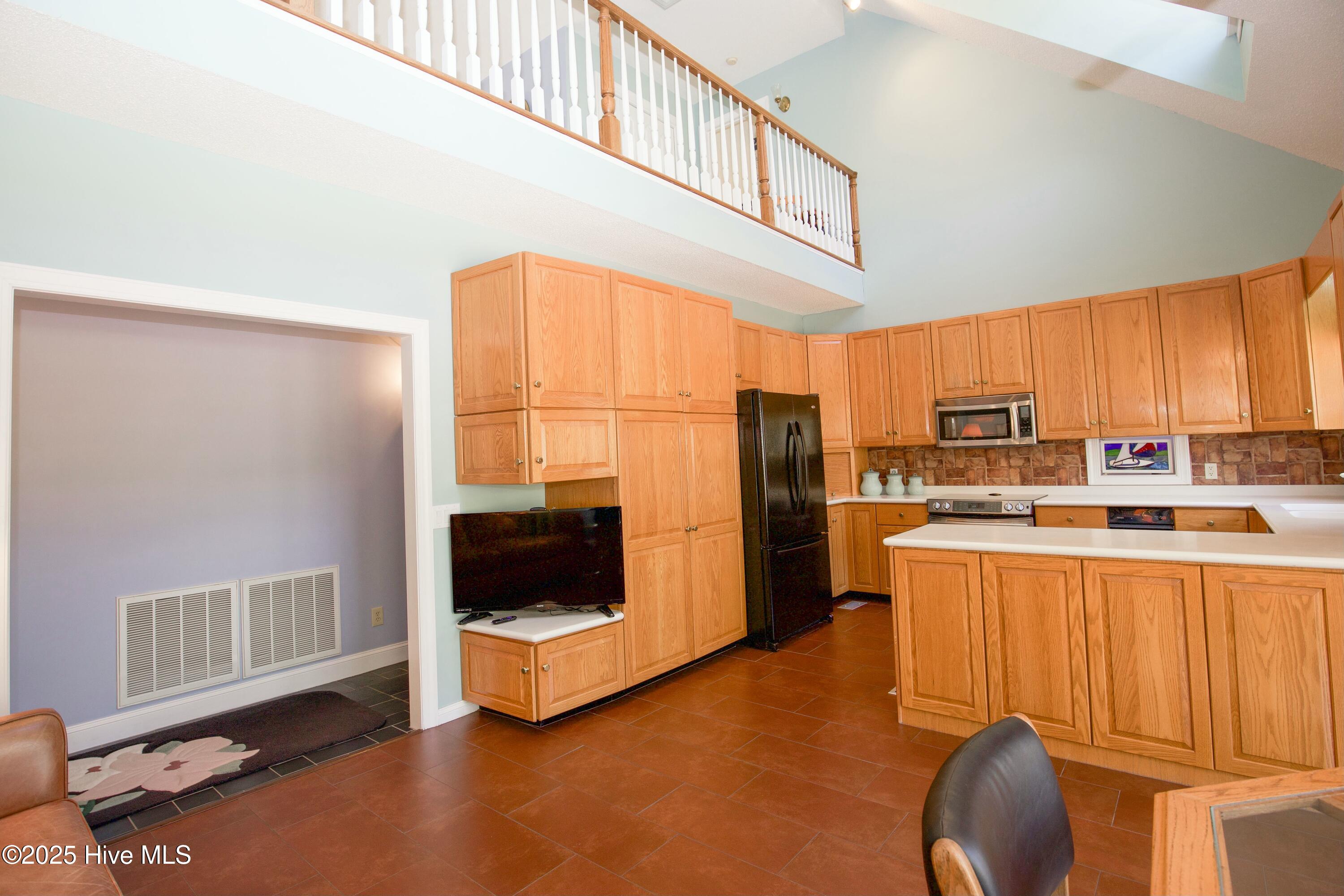12 Lochdon Court Pinehurst, NC 28374 - Photo 16 of 65 Kitchen