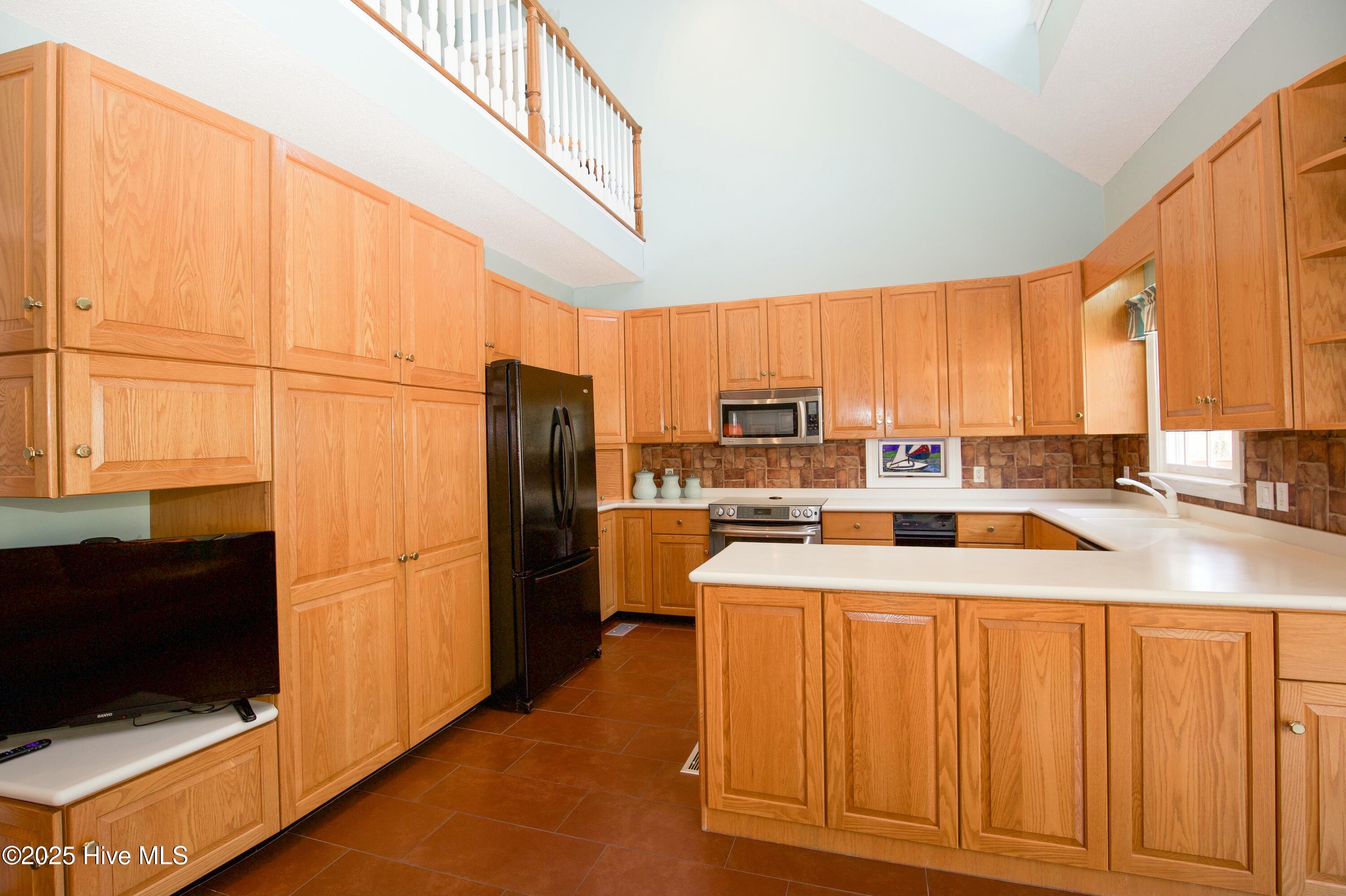 12 Lochdon Court Pinehurst, NC 28374 - Photo 19 of 65 Kitchen
