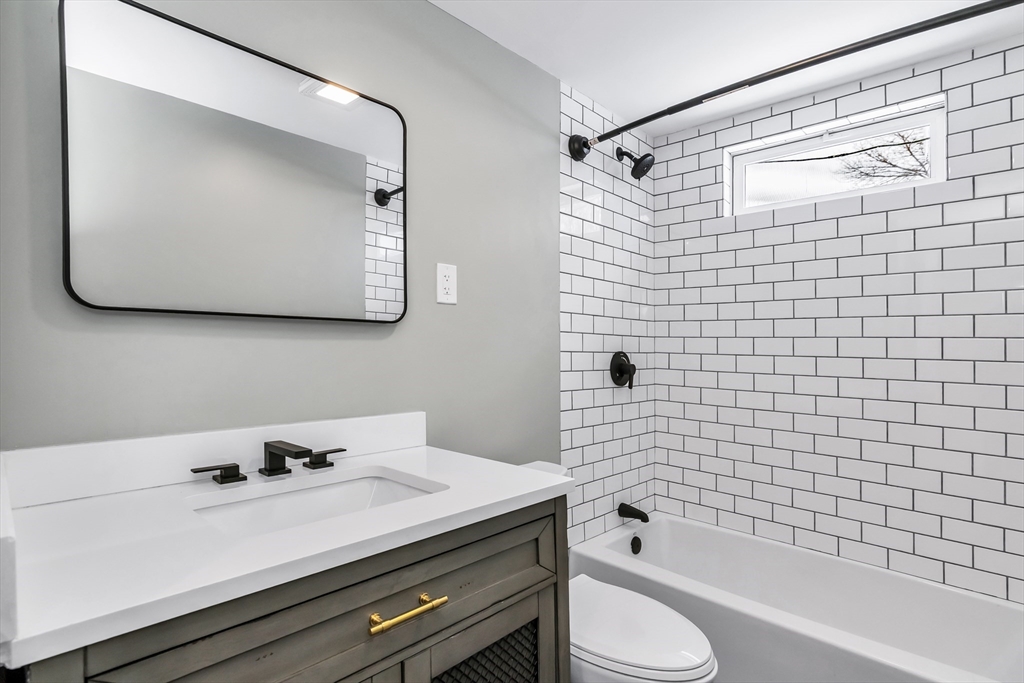 212 Cambridge Road Woburn, MA 01801 - Photo 17 of 38 Gallery Image 17