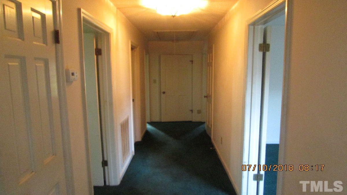 2550 Hollerin Road Dunn, NC 28334 - Photo 4 of 9