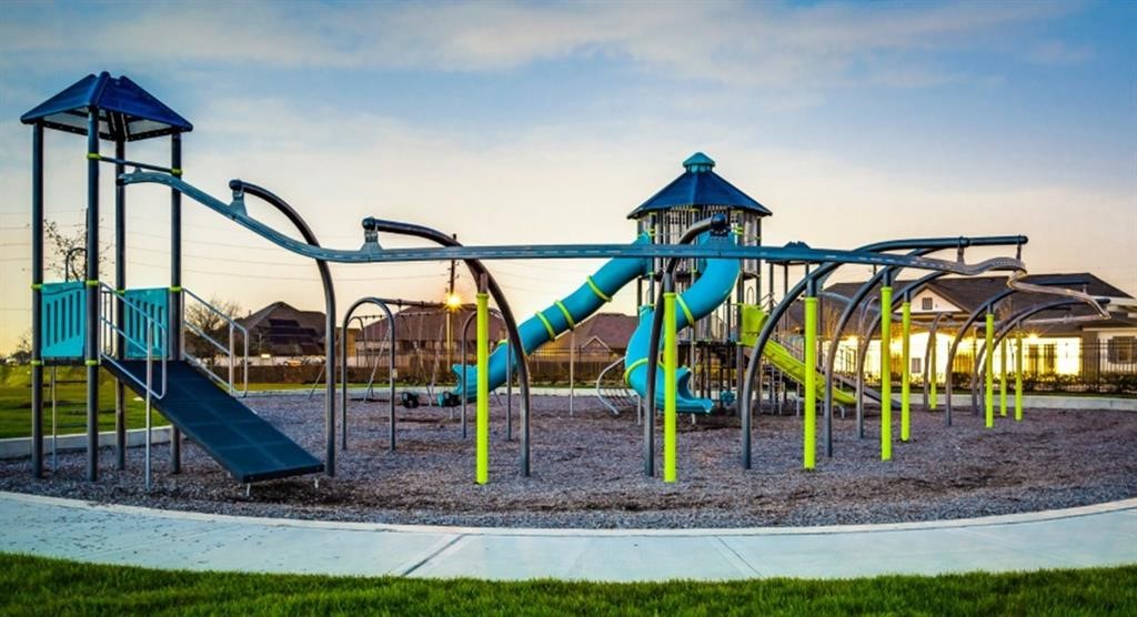 22011 Maddaloni View Drive Hockley, TX 77447 - Photo 4 of 33 a view of outdoor space