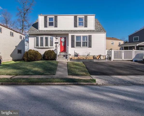 $409,900 | 2811 Galloway Avenue, Abington, PA 19001