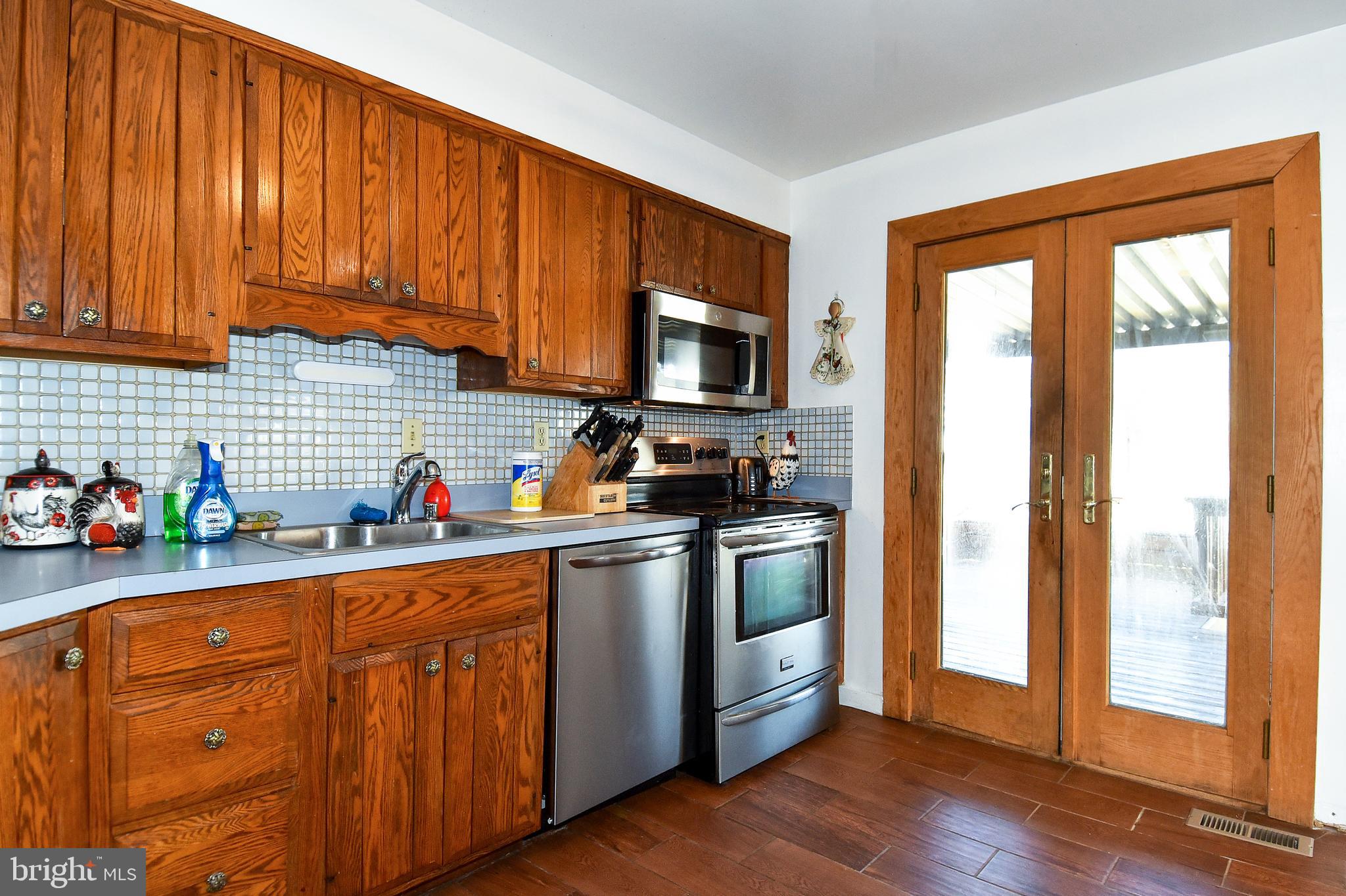 3531 Greenly Street Silver Spring, MD 20906 - Photo 11 of 34 Kitchen