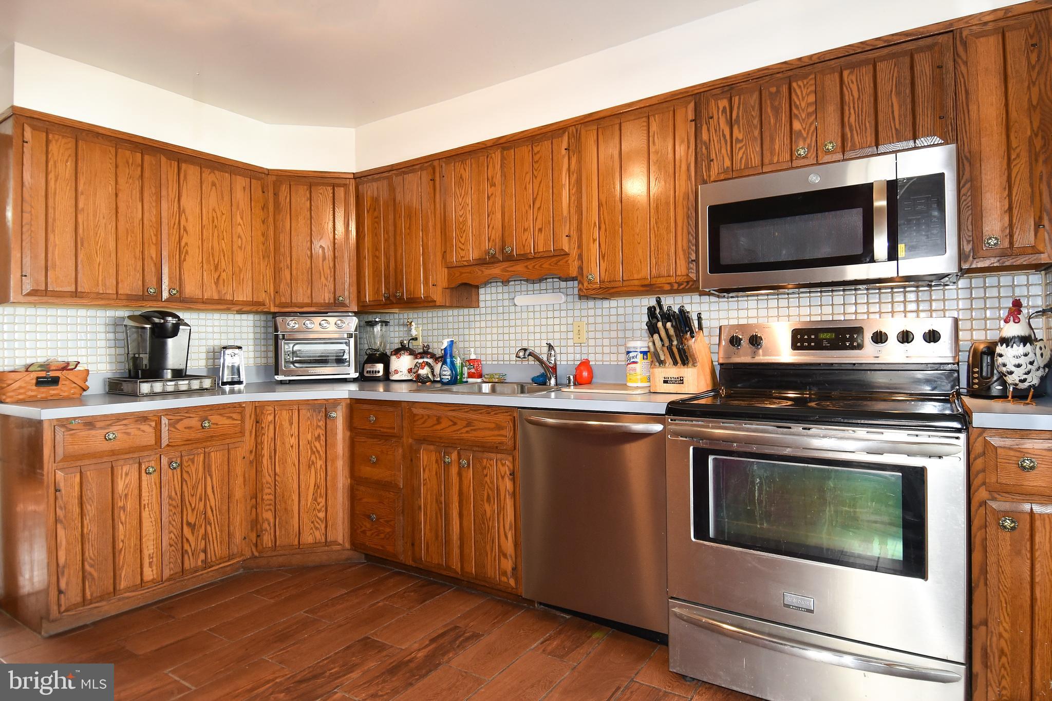 3531 Greenly Street Silver Spring, MD 20906 - Photo 10 of 34 Kitchen