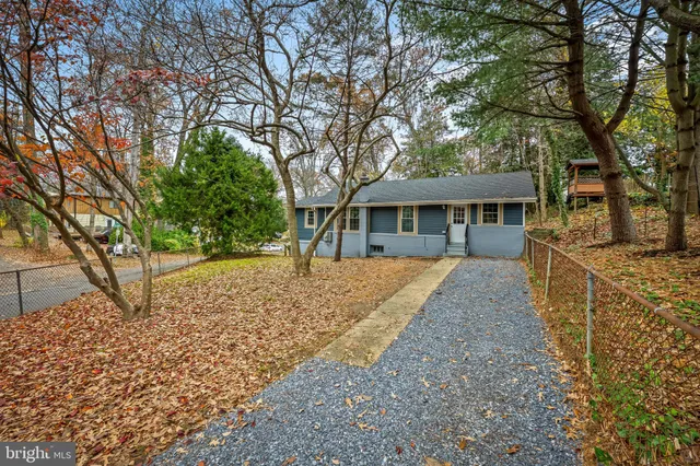 a view of house with a outdoor space