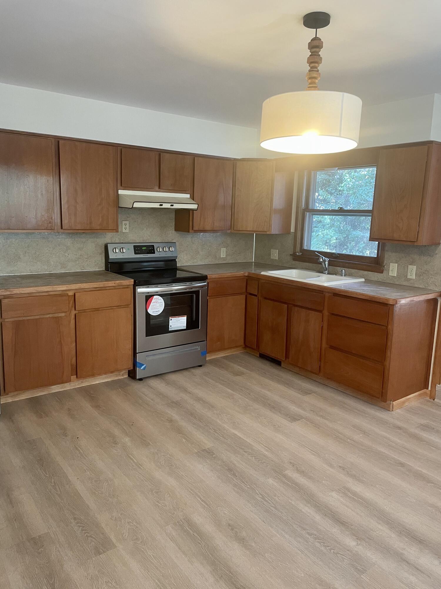 212 Hemlock Road Roscommon, MI 48653 - Photo 14 of 34 Gallery Image 14