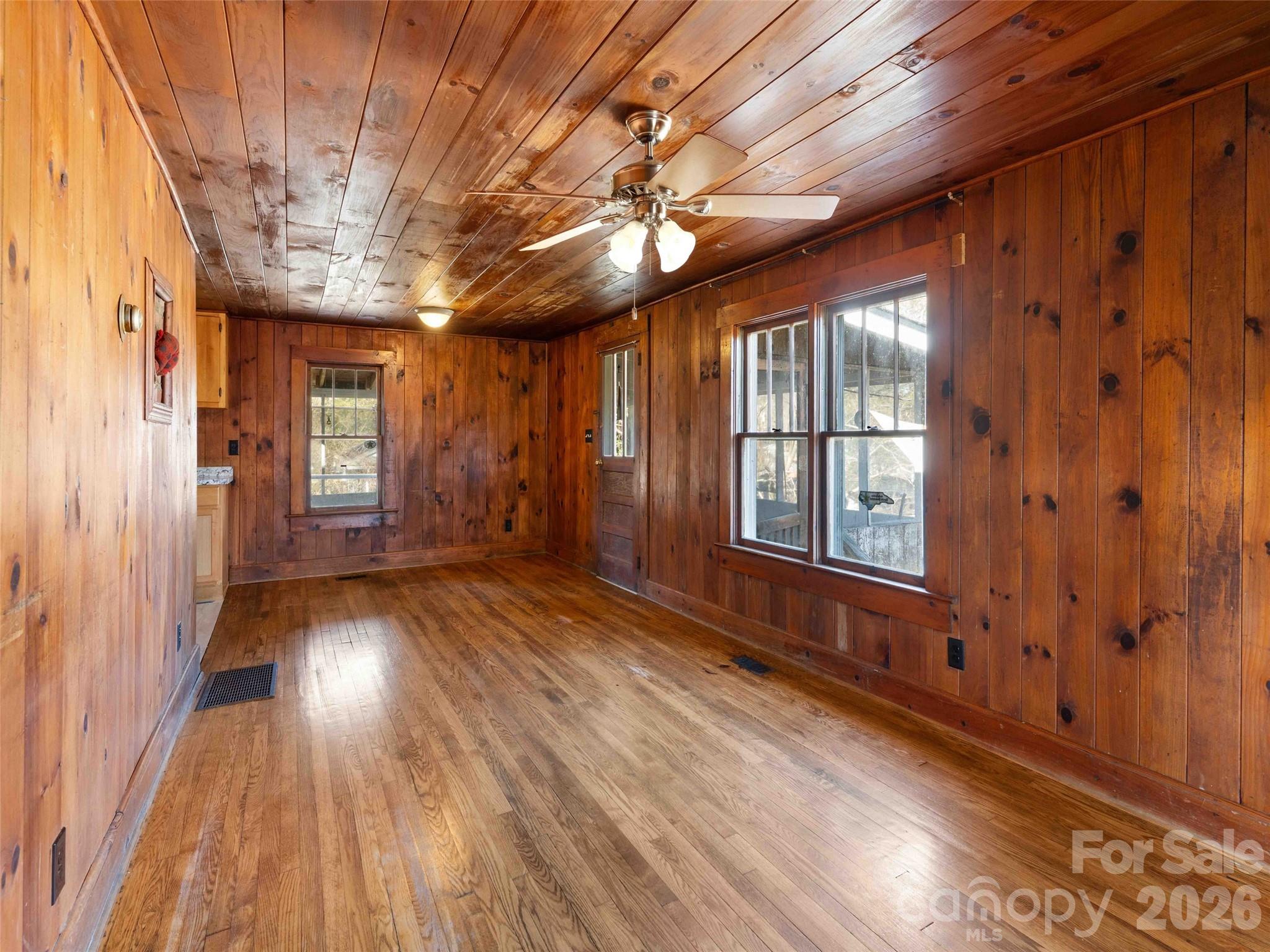 118 Rutledge Drive Hendersonville, NC 28739 - Photo 30 of 48 a view of entryway with wooden floor