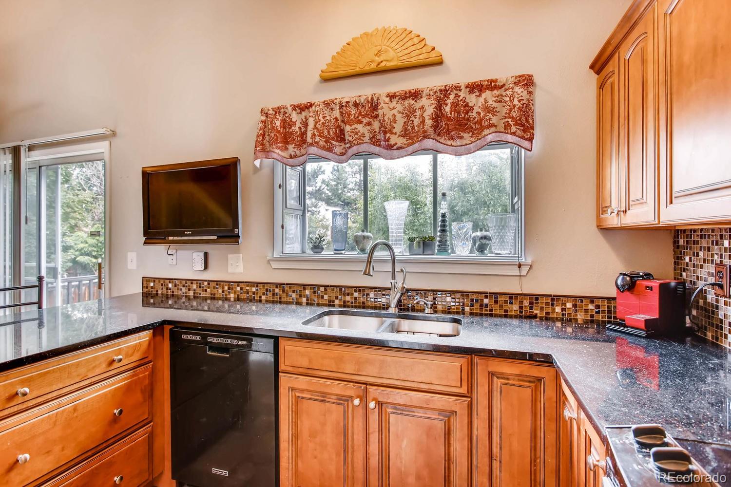 9282 Camelback Street Highlands Ranch, CO 80126 - Photo 11 of 28 Gallery Image 11