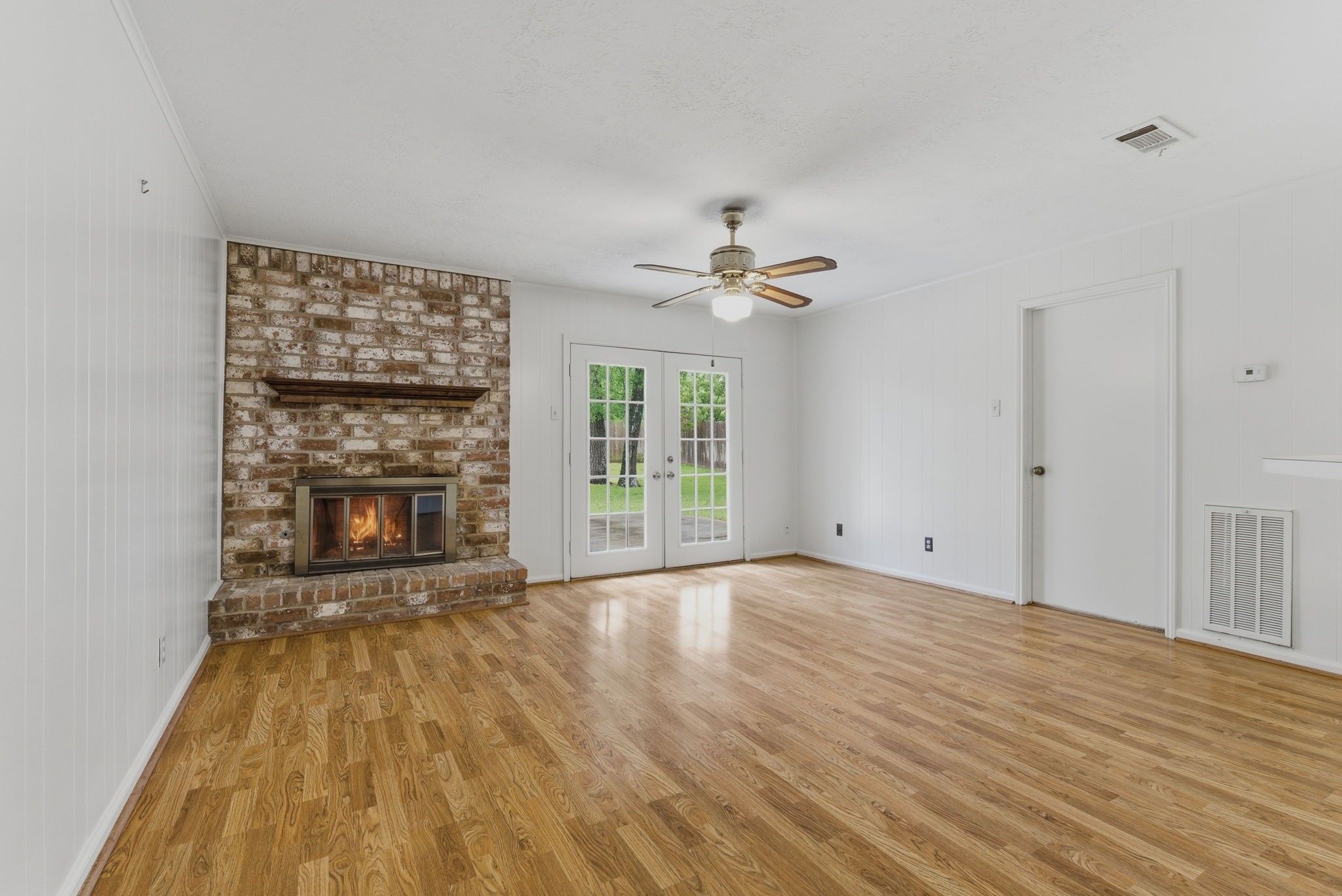26503 Hillside Drive Spring, TX 77386 - Photo 10 of 28 Fireplace