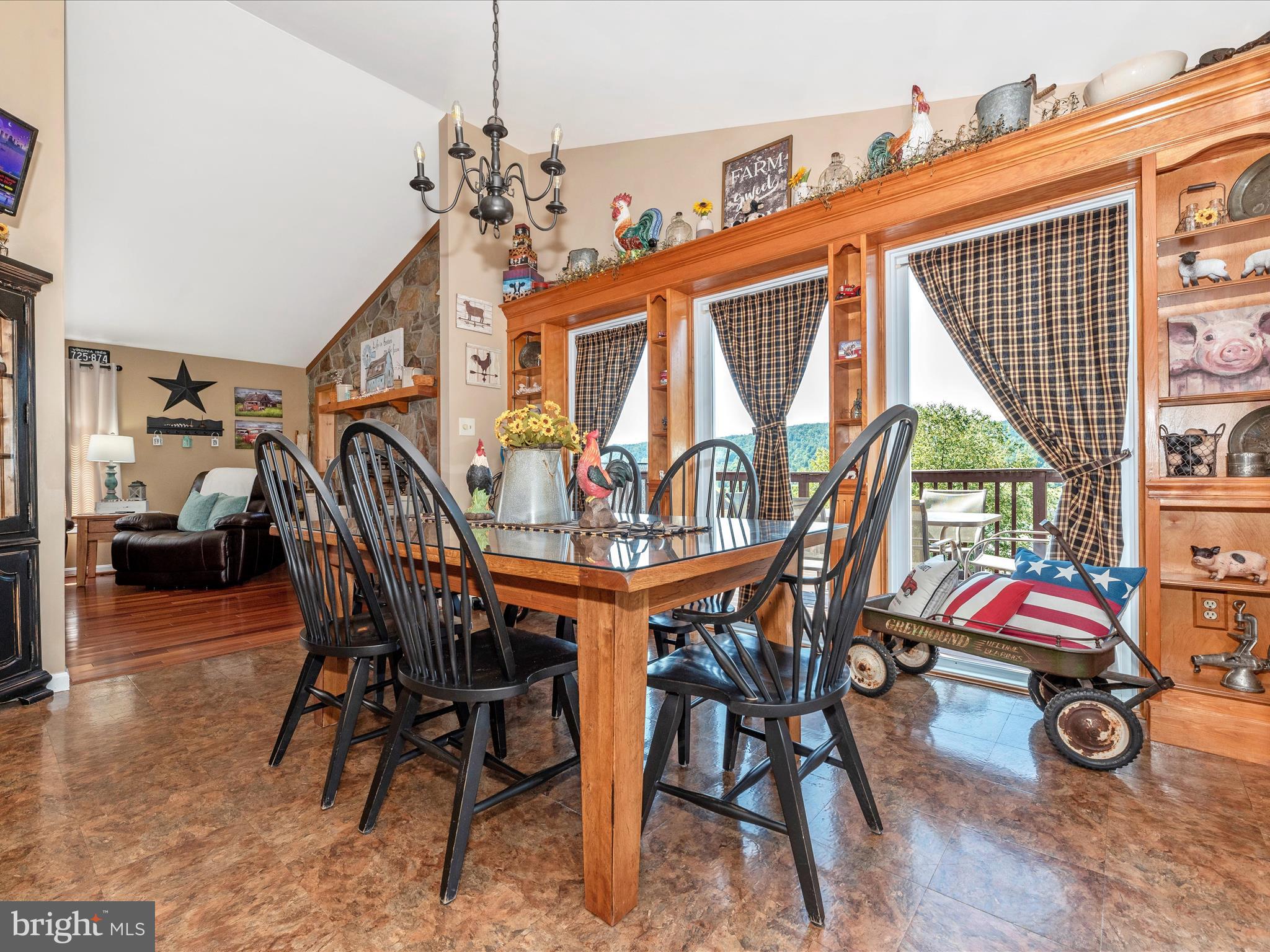 6320 Debold Road Sabillasville, MD 21780 - Photo 21 of 73 Dining Room