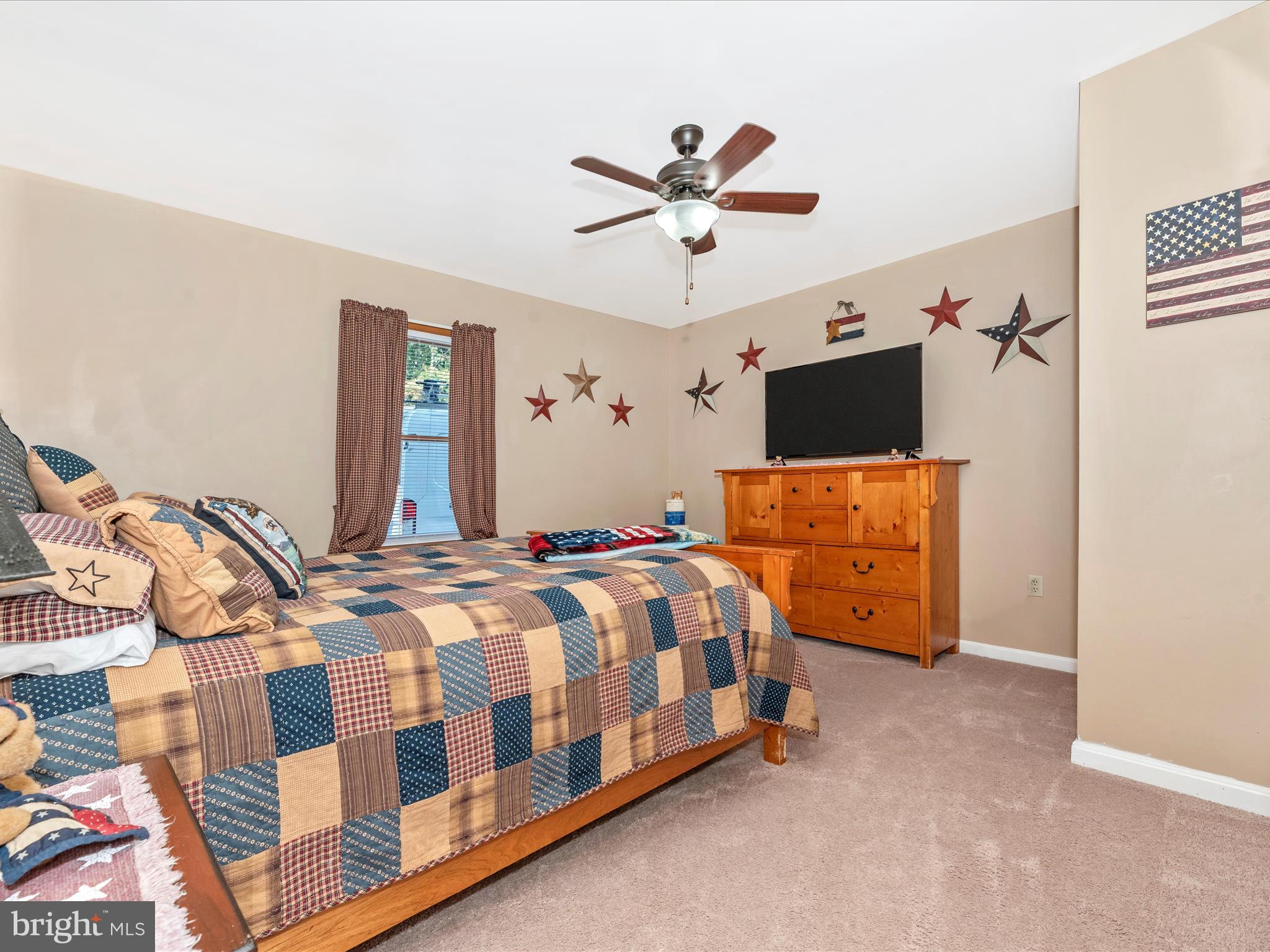 6320 Debold Road Sabillasville, MD 21780 - Photo 46 of 73 Main Level Bedroom 4