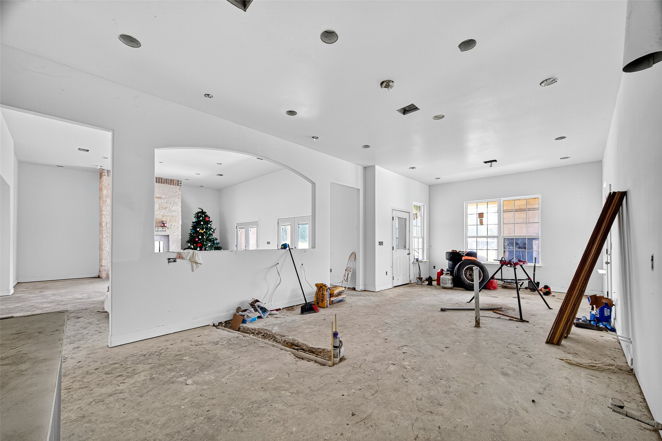 1013 Battlebell Road Highlands, TX 77562 - Photo 11 of 47 a view of a room with gym equipment