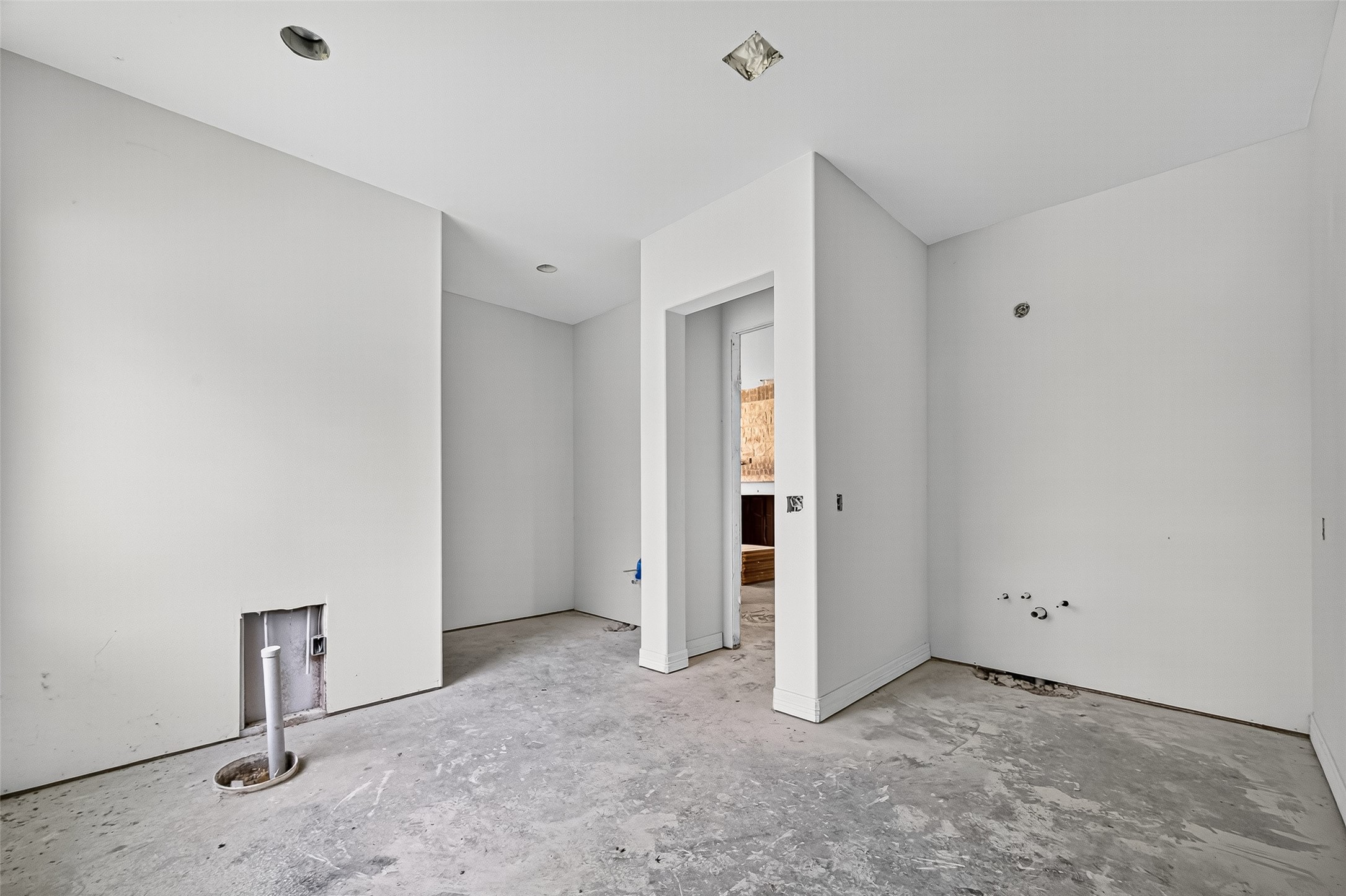 1013 Battlebell Road Highlands, TX 77562 - Photo 17 of 47 a view of empty room