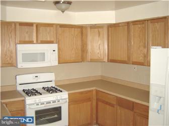928 Rigg Road Burlington, NJ 08016 - Photo 6 of 11 Gallery Image 6