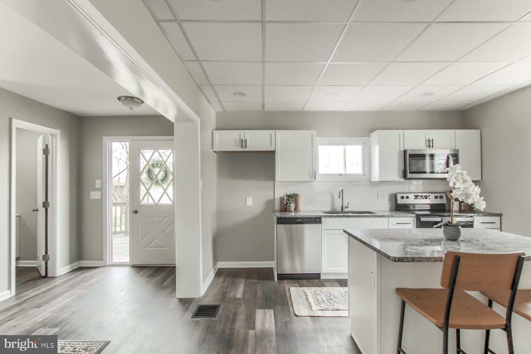100 Greason Road Carlisle, PA 17015 - Photo 4 of 40 Gallery Image 4