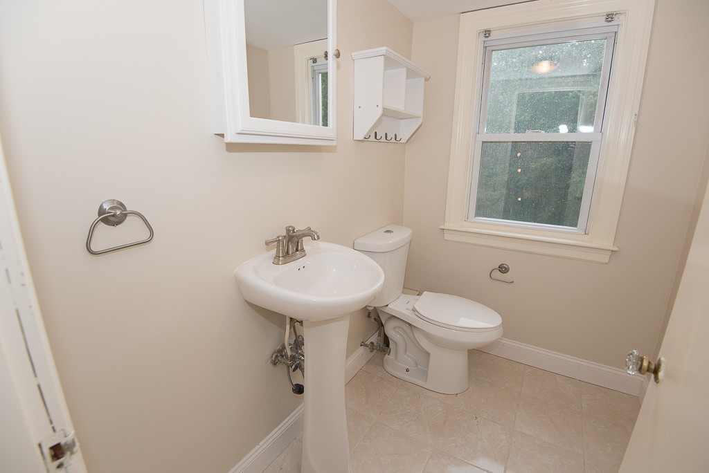 12 Hall Road Dudley, MA 01571 - Photo 21 of 30 Gallery Image 21