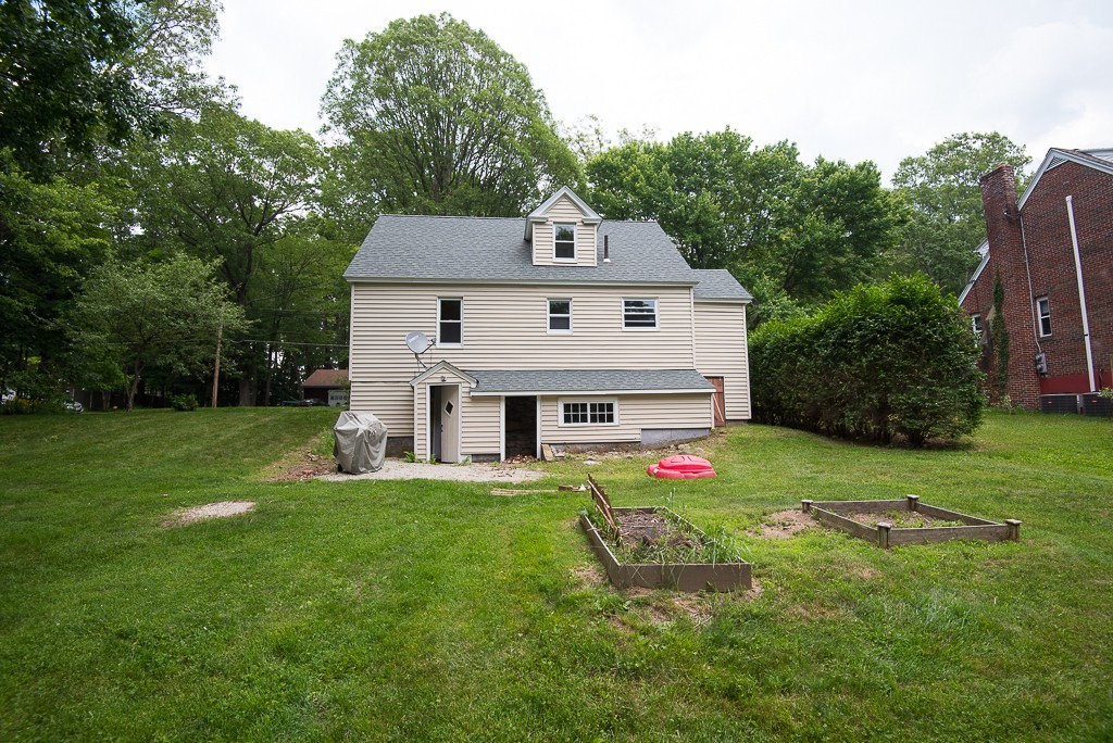 12 Hall Road Dudley, MA 01571 - Photo 28 of 30 Gallery Image 28