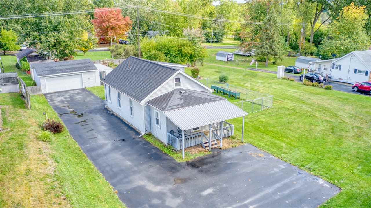 311 Robinson Road Jackson, MI 49203 - Photo 3 of 33 Photo 3