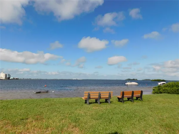 $259,000 | 2700 Bayshore Boulevard, Unit 2C, Dunedin, FL 34698