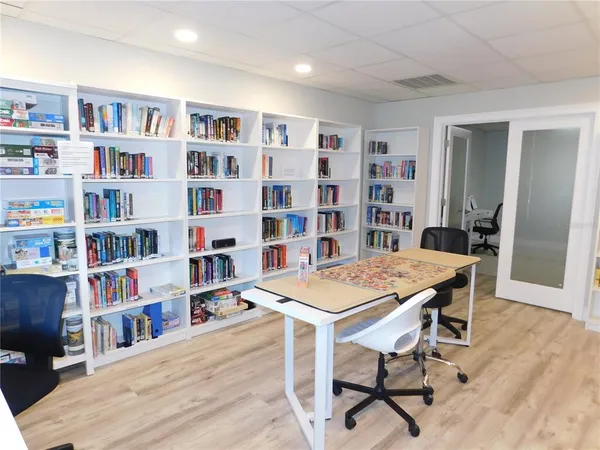 $259,000 | 2700 Bayshore Boulevard, Unit 2C, Dunedin, FL 34698