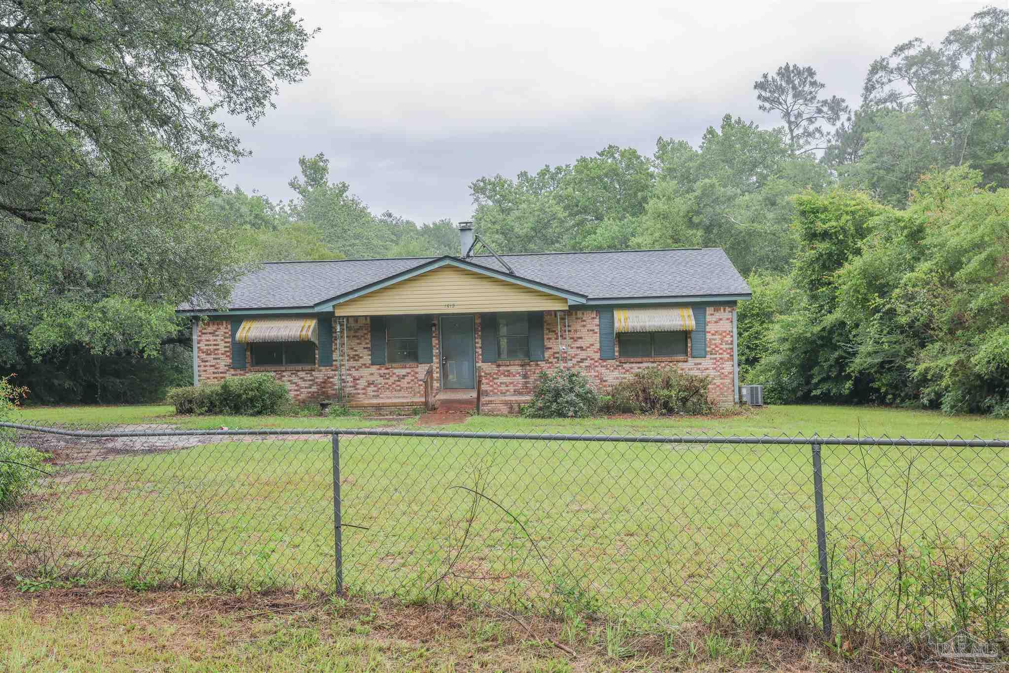 1512 Old Bridge Road Cantonment, FL 32533 - Photo 2 of 21