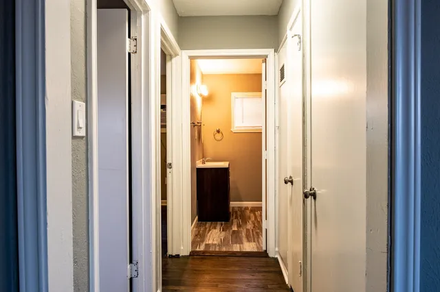 $899 | 5532 Eskridge Street, Unit 1, Houston, TX 77023