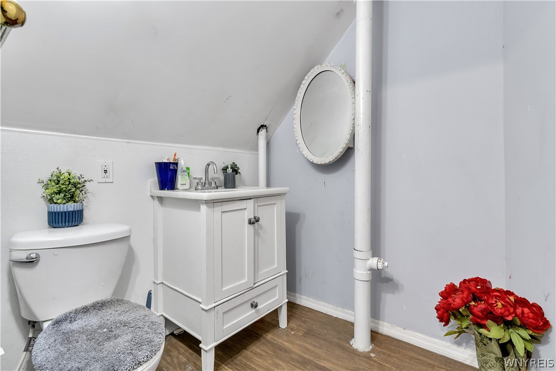 29 Sobieski Street Buffalo, NY 14212 - Photo 13 of 30