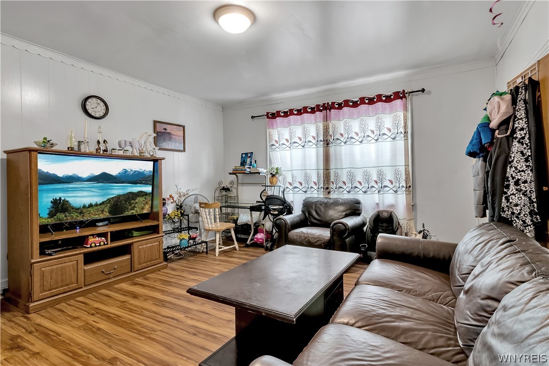 29 Sobieski Street Buffalo, NY 14212 - Photo 4 of 30