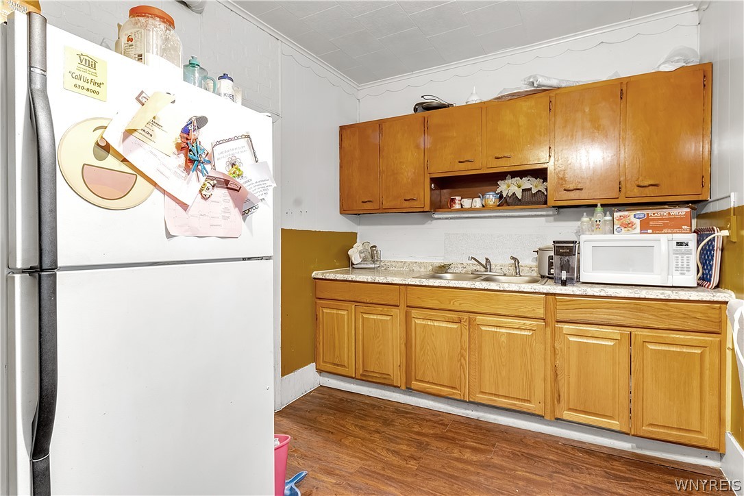 29 Sobieski Street Buffalo, NY 14212 - Photo 7 of 30