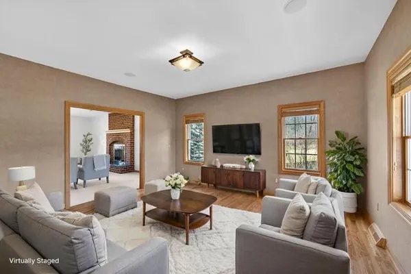 $1,050,000 | W287-n6371 Broadwing Court, Merton, WI 53029